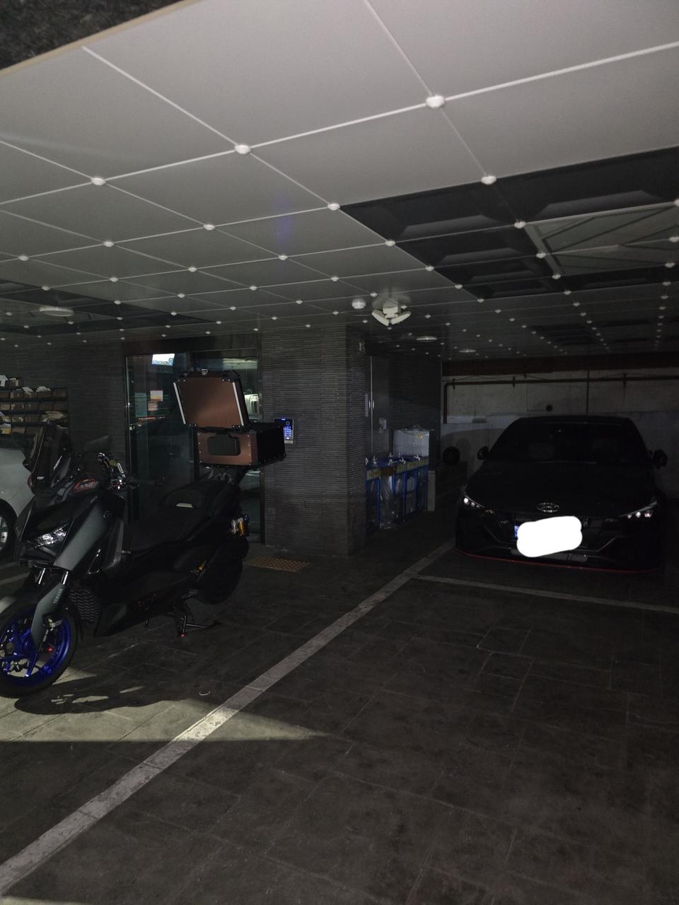 24년식 xmax 페리모델 풀튜닝 미들급 스쿠터 오버리터급 메뉴얼 가능함