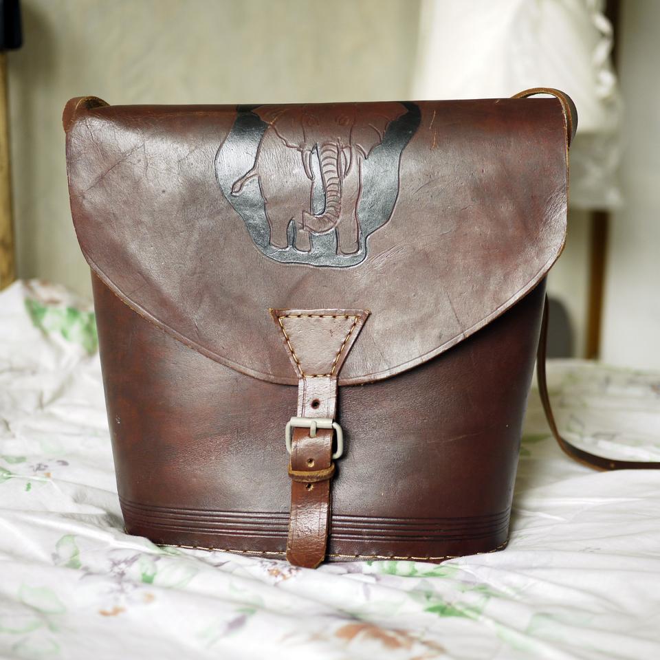 앤틱 통가죽 가방 크로스백