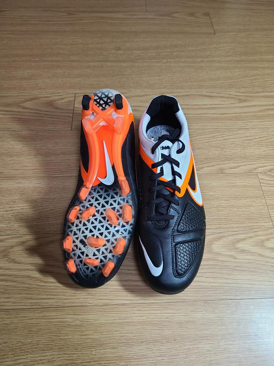 나이키 ctr360 마에스트리2 fg