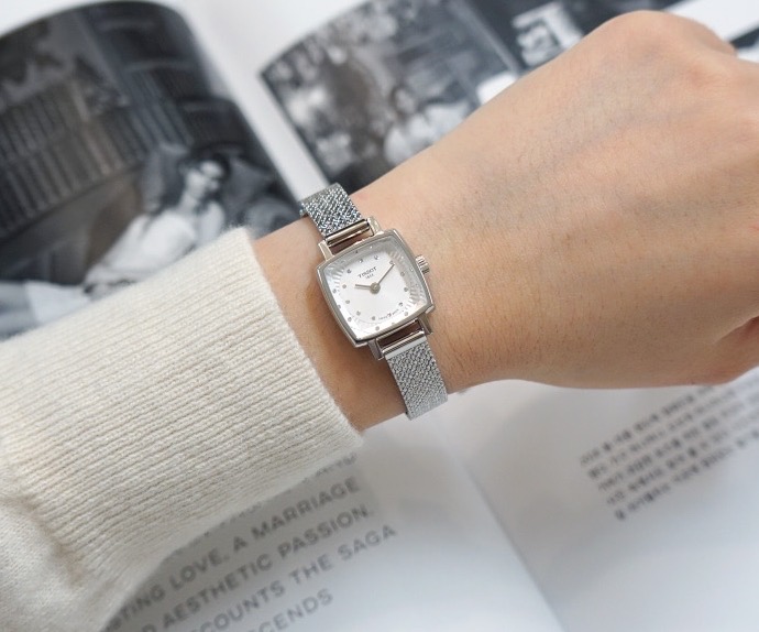 [풀구성]티쏘 러블리 스퀘어 다이아몬드 손목시계 실버