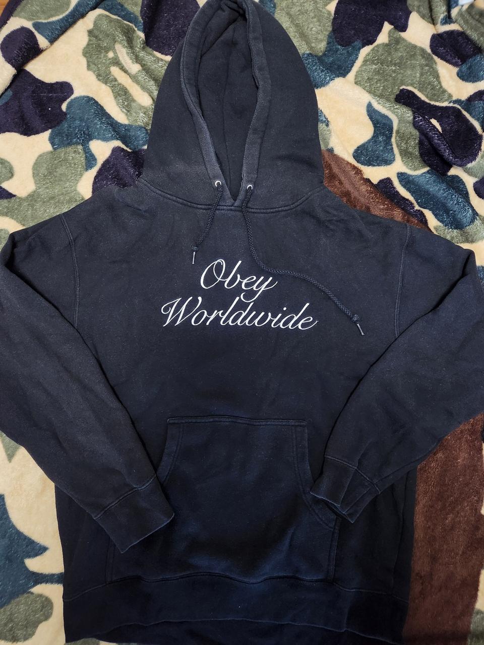 오베이 자수로고 후드티 판매합니다