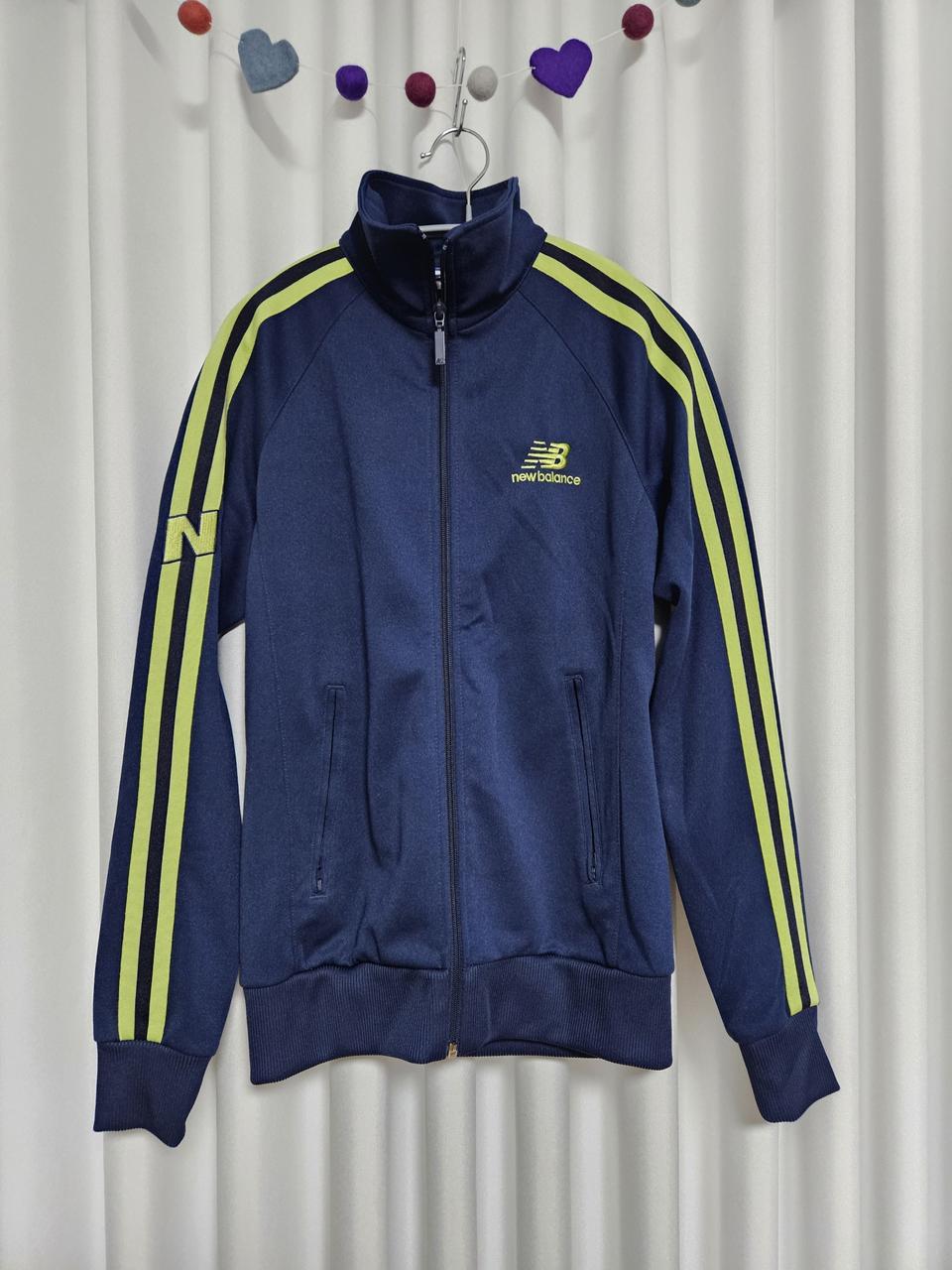 뉴발란스 트랙자켓