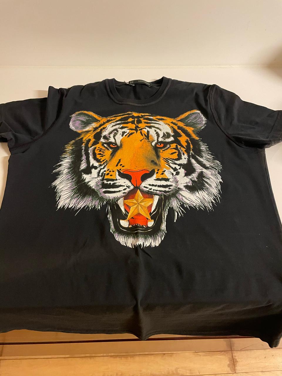 디스퀘어드타이거반팔