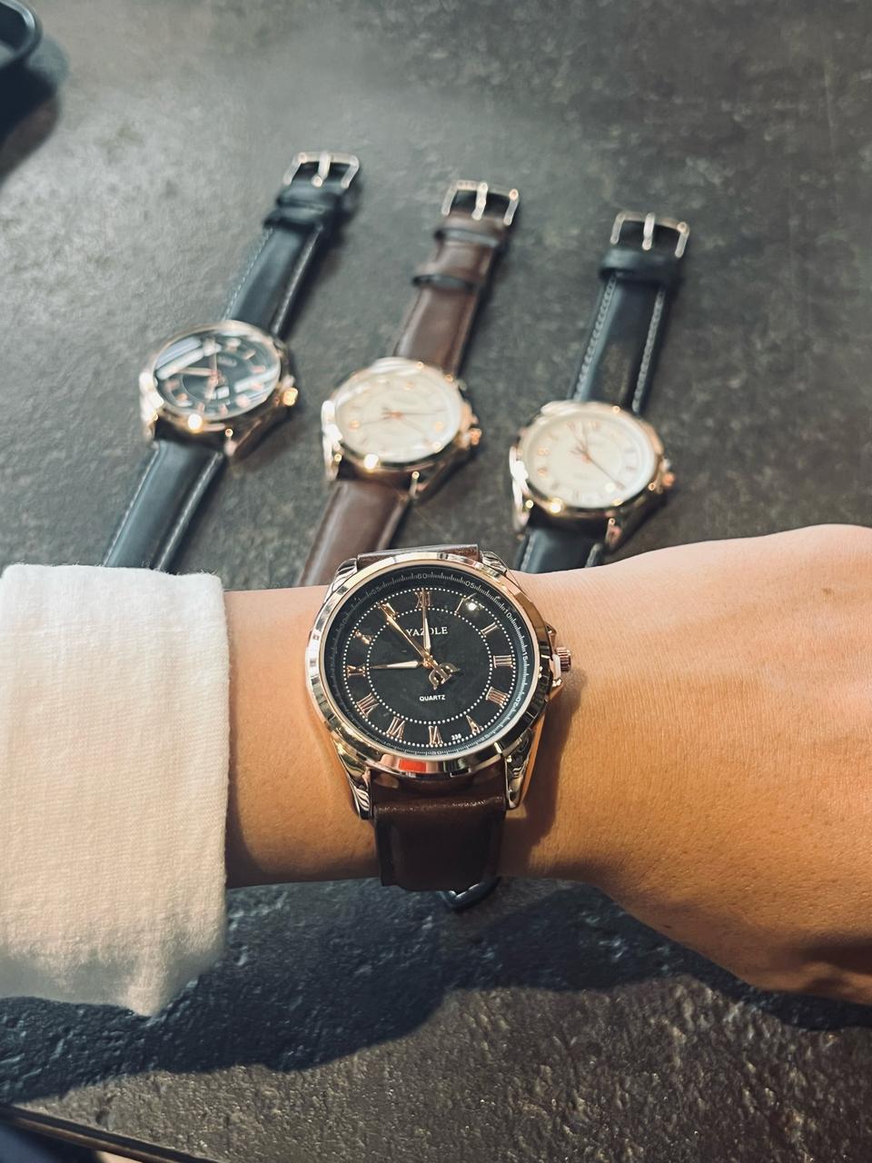 남성 클래식 비지니스 쿼츠 가죽 손목시계