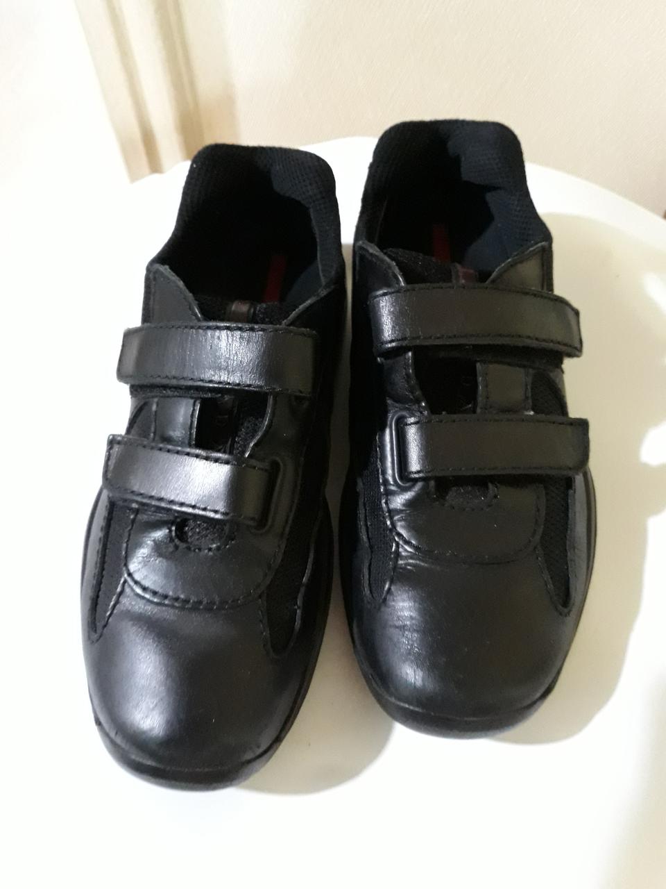 정품 프라다 스니커즈 23만원에 팝니다~