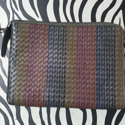 보테가베네타 정품 남녀공용 올가죽 크러치백 클러치백 손가방 이미지참조