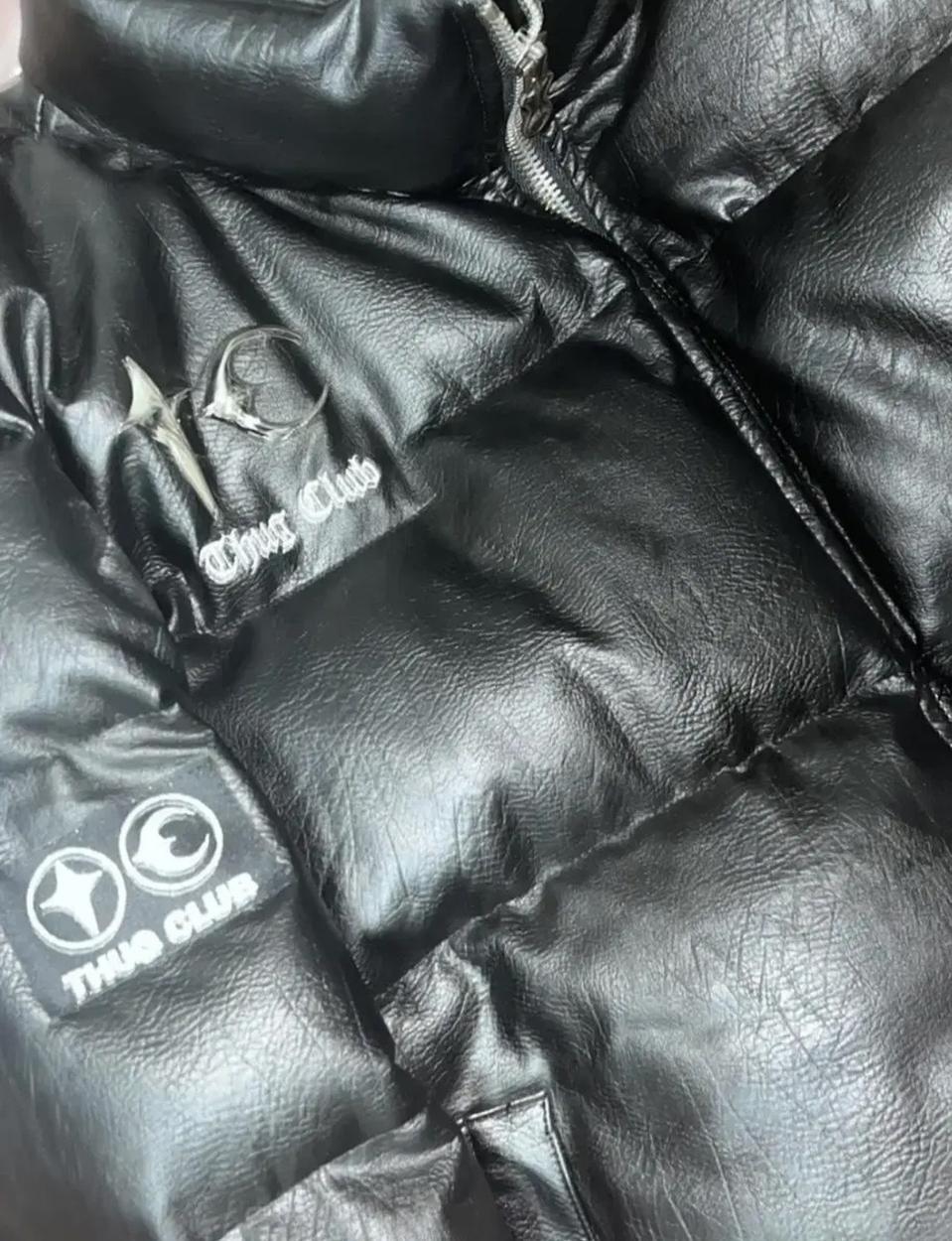 떠그클럽 레더패딩 2사이즈 급처