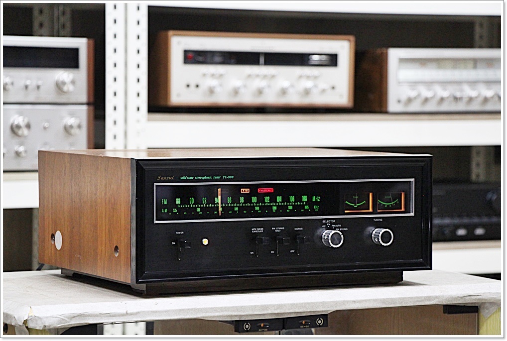 산수이(SANSUI) A급 고급형 명기 아날로그 튜너 모델 TU-999