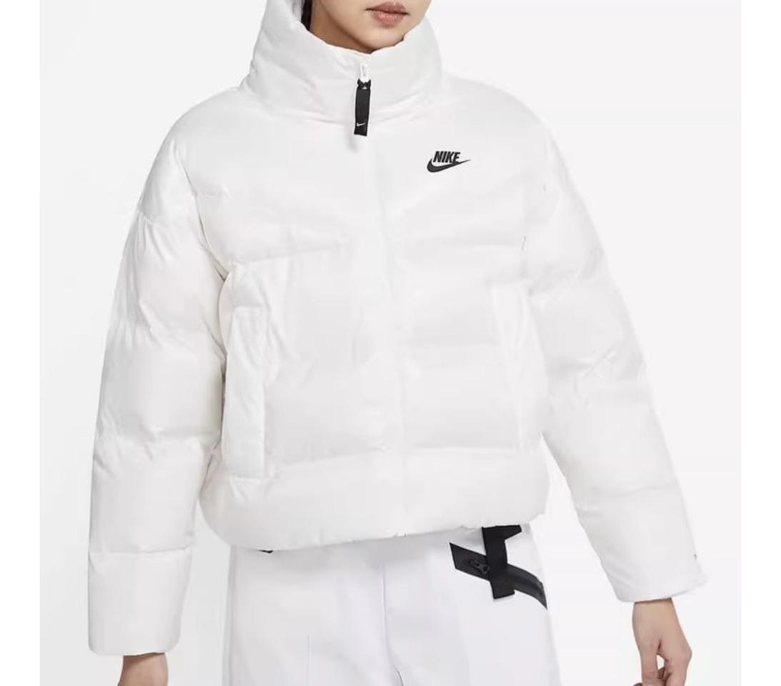 한정판 나이키 숏패딩