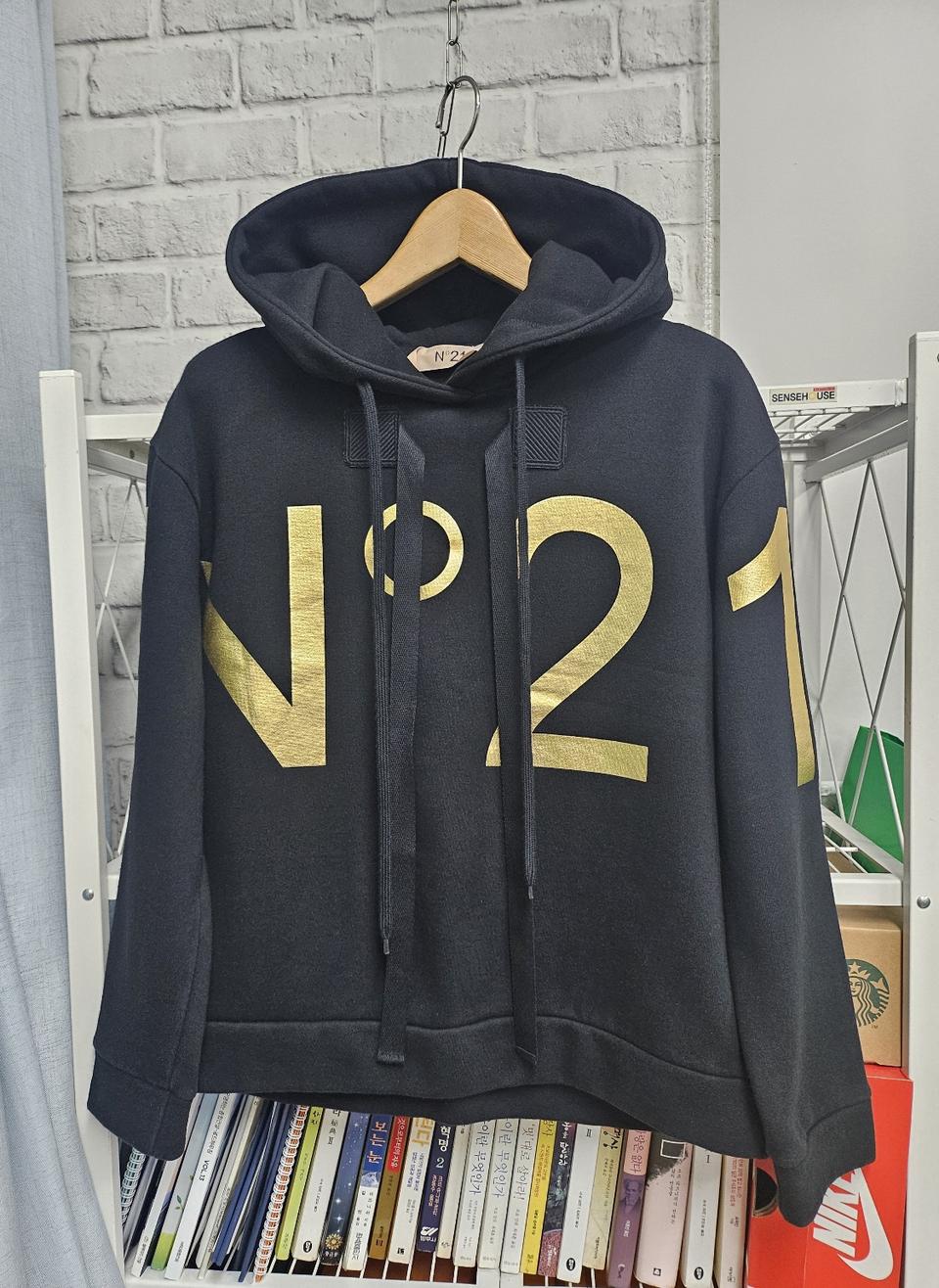 N21 누메로벤투노 숏 기모 여성후드티 38사이즈 마른키큰55 WJ46