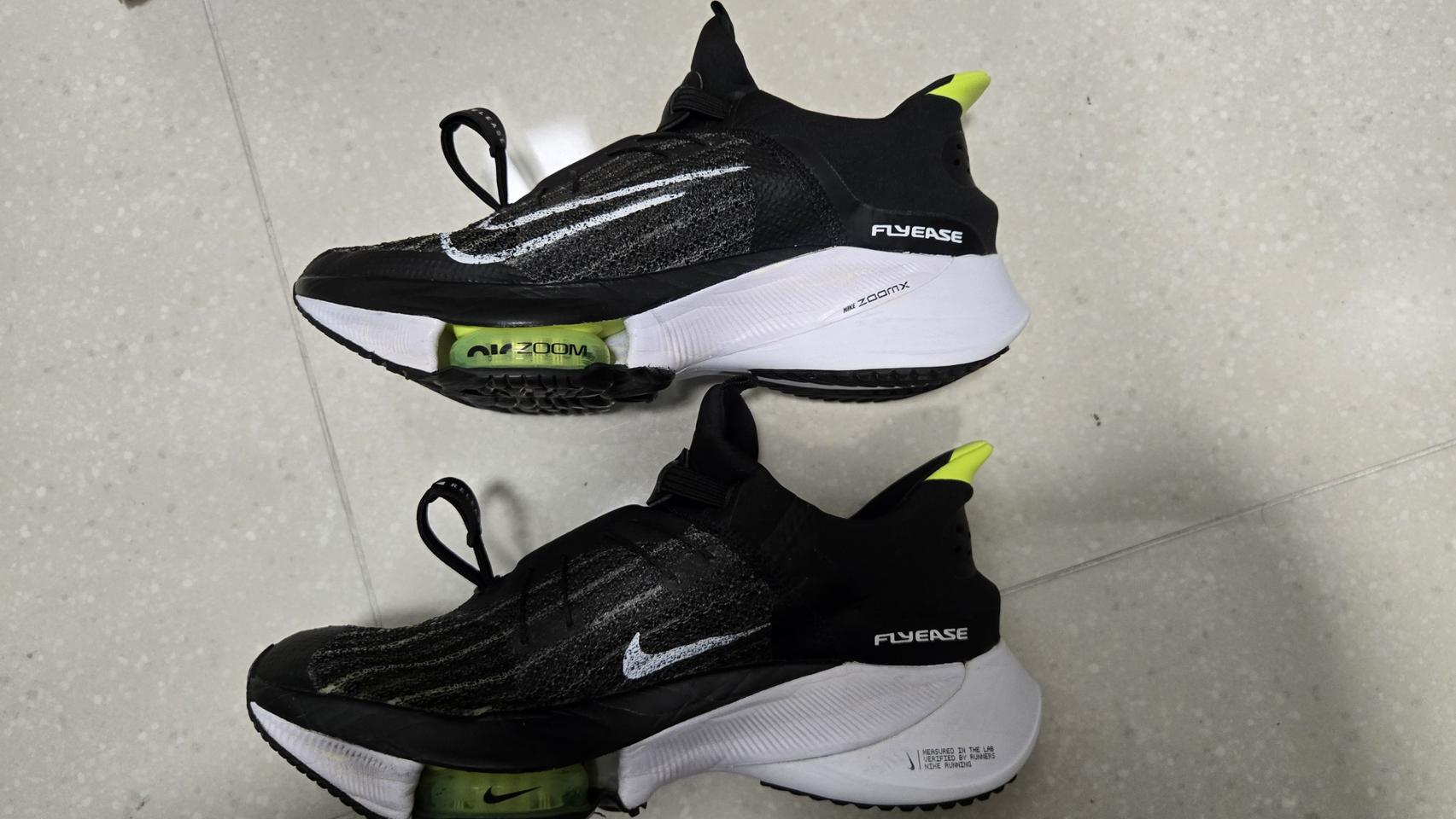 나이키 줌 템포 넥스트 플라이니트 250사이즈