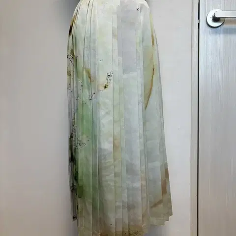 로우 클래식 플리츠 스커트