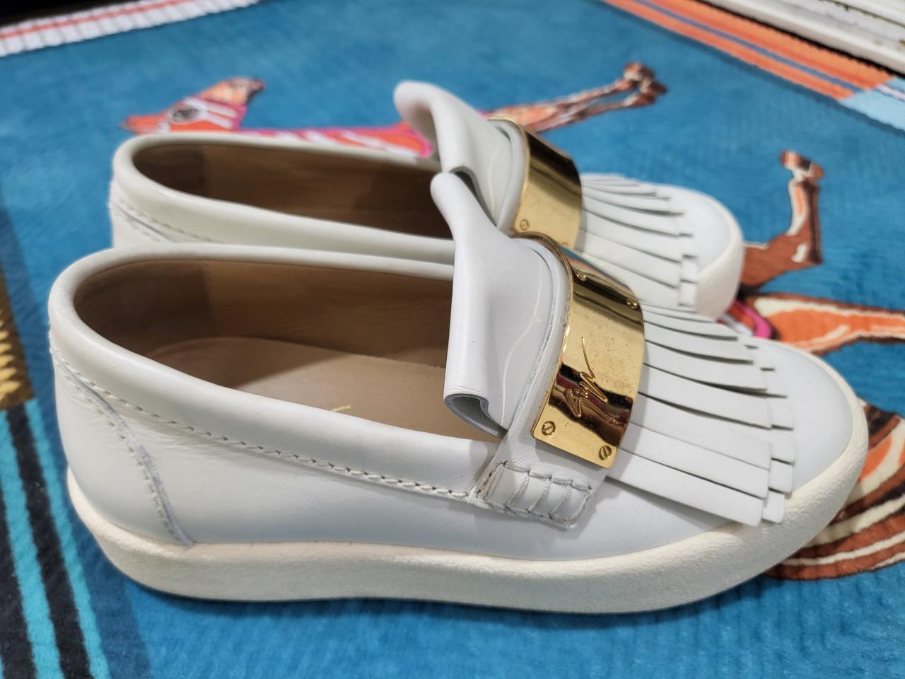 정품 쥬세페자노티 화이트 가죽 스니커즈 220mm