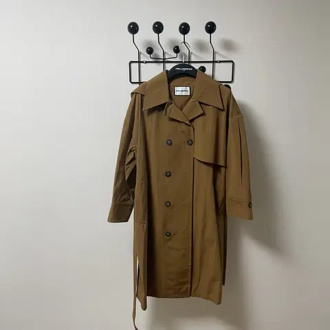 칼라거펠트 카멜 트렌치 더블 바바리 후드 코트 66사이즈