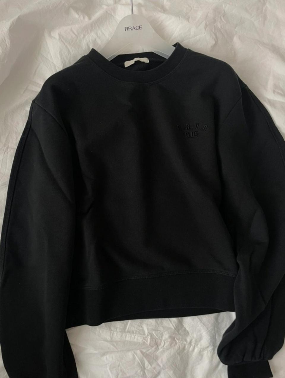 그로브 블랙 맨투맨