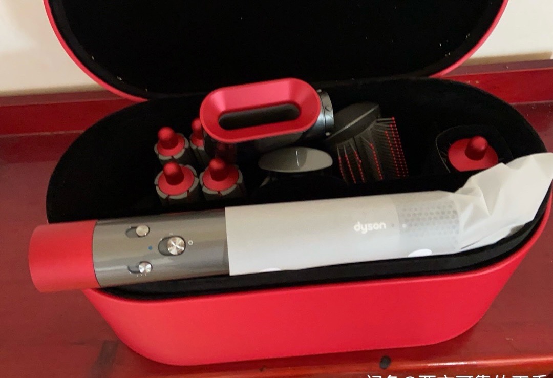 다*슨HS01 에어랩 선물용