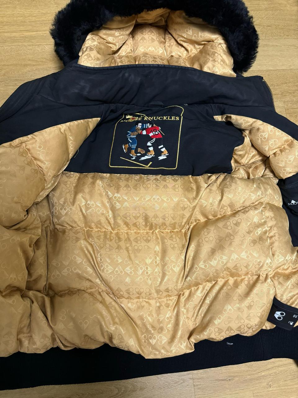 무스너클 발리스틱 금장