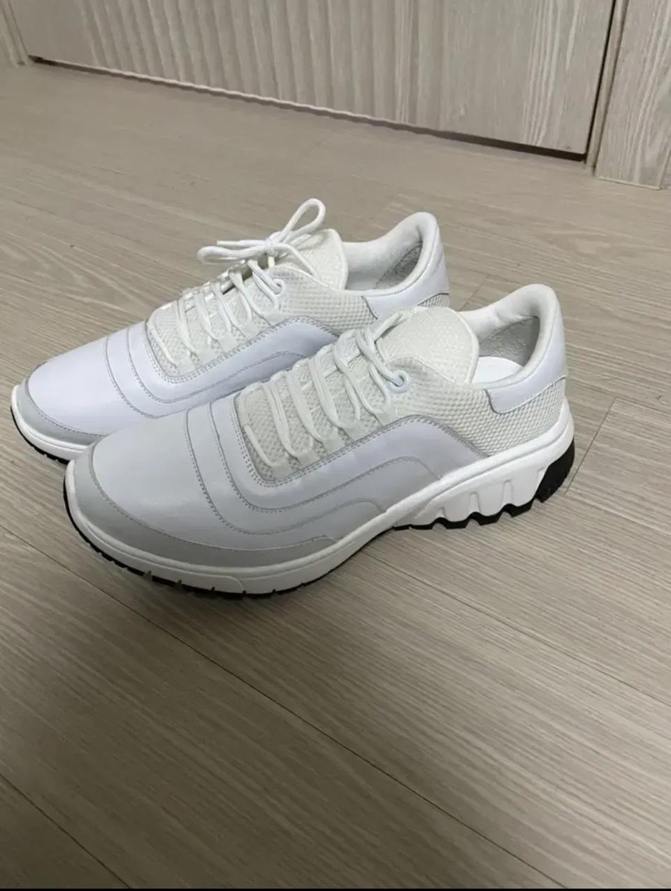 닐바렛 화이트 스니커즈 41사이즈 새상품 풀구성