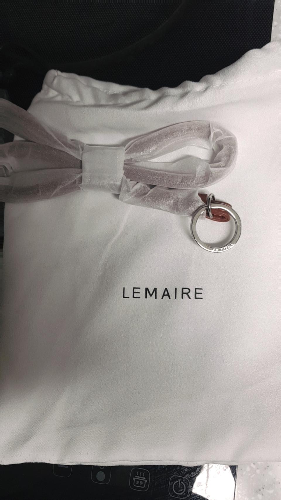 새상품 르메르 손목고리