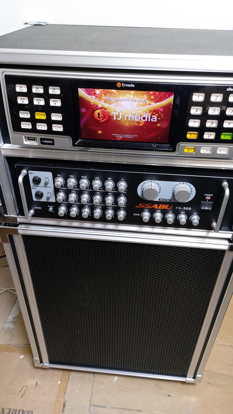 노래방기기TJ미디어c-45반주기셋트앰프스피커