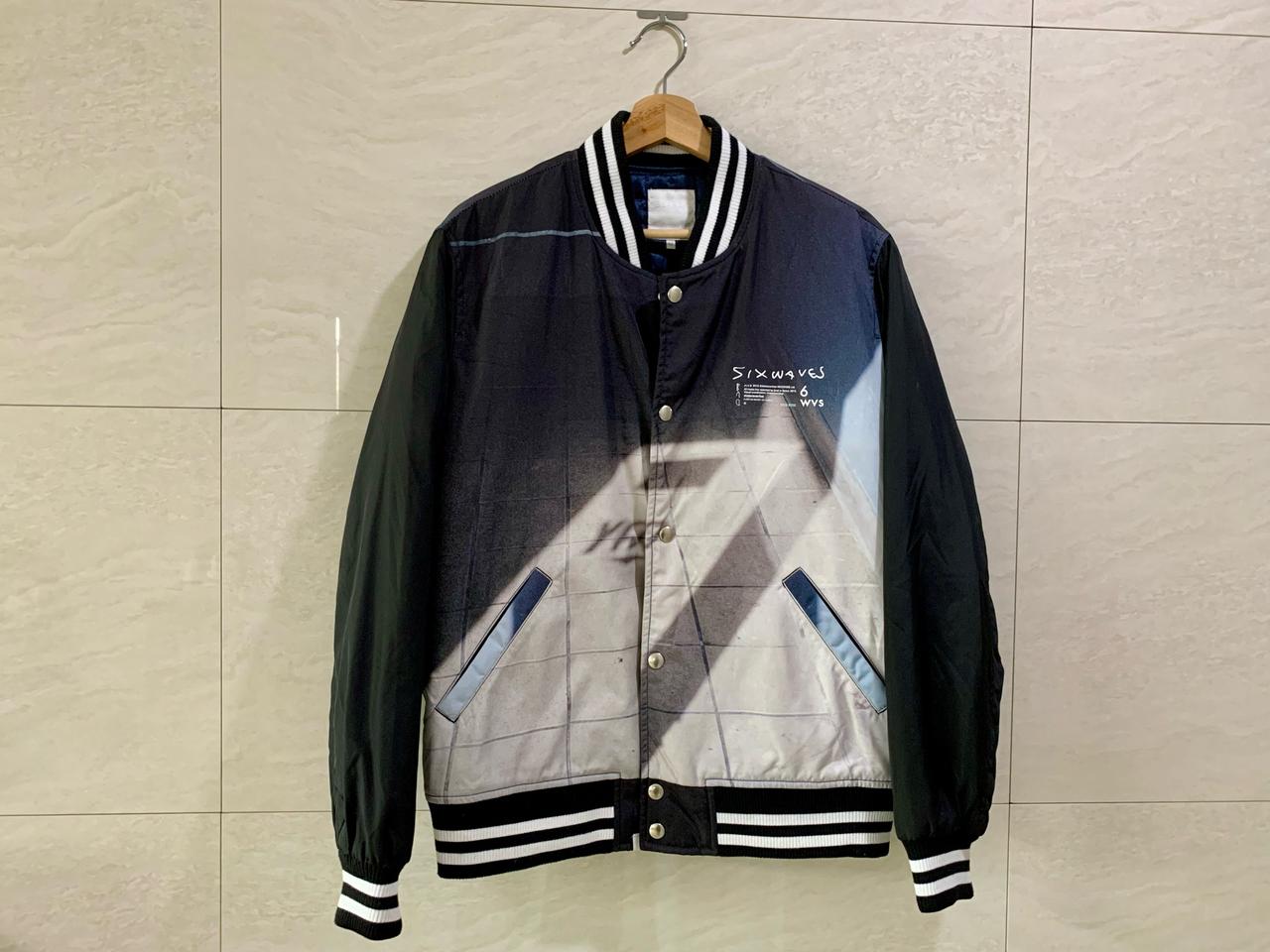 디네댓 비이커 바시티 점퍼, 남성점퍼