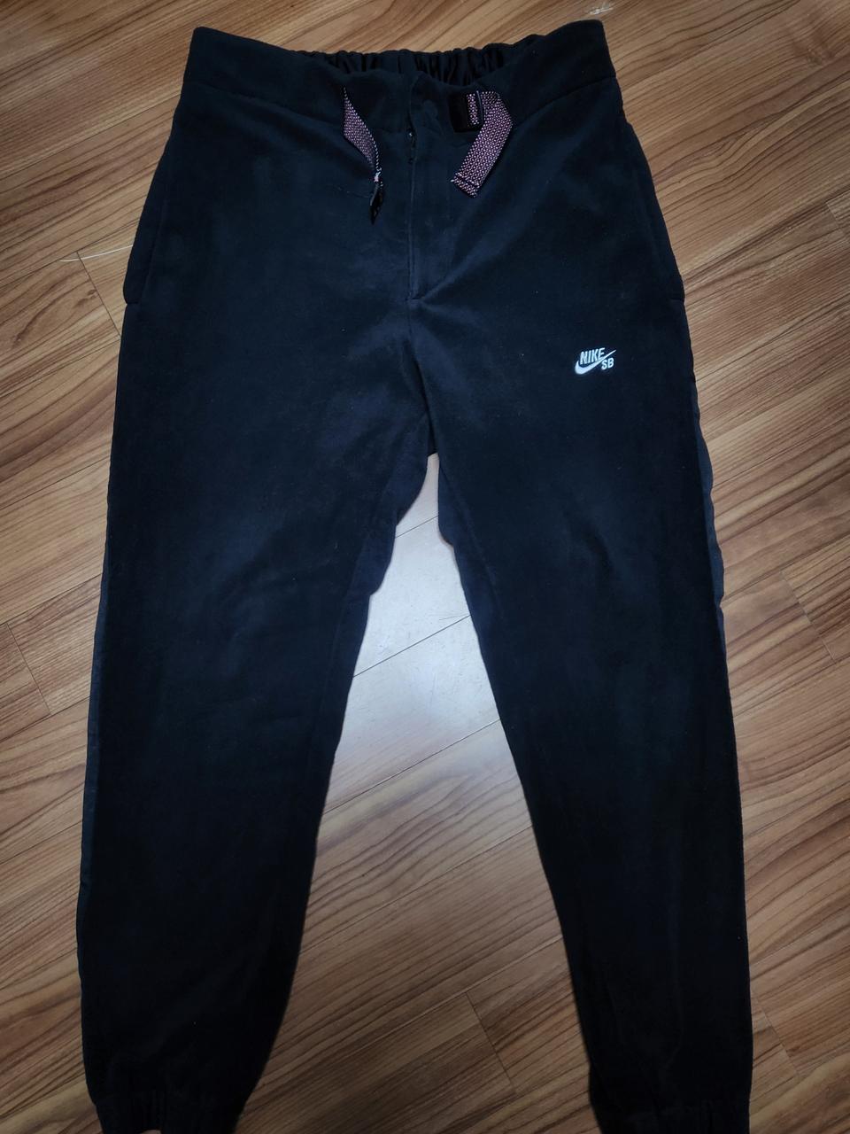 나이키sb 후리스 조거 팬츠 판매합니다