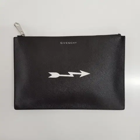 지방시 클러치백