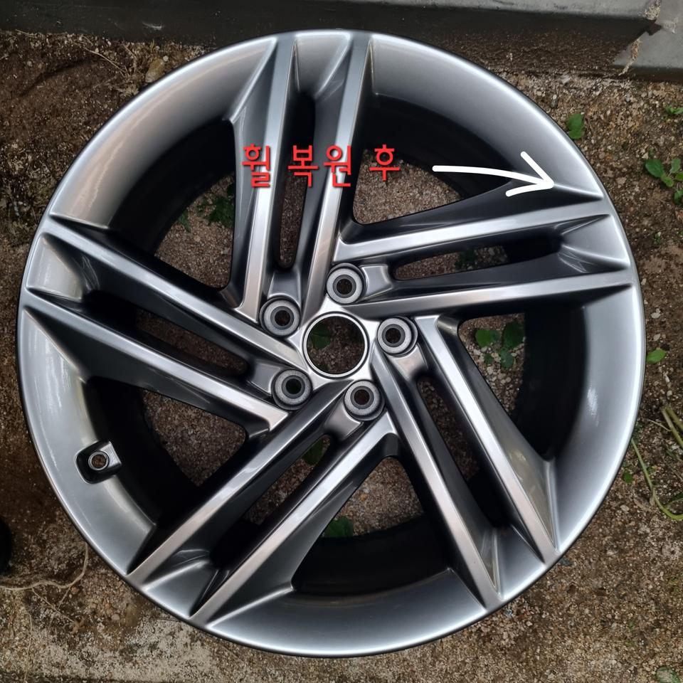 9만원.제네시스 더뉴 G80 페리 20인치 후륜 휠 1개 입니다