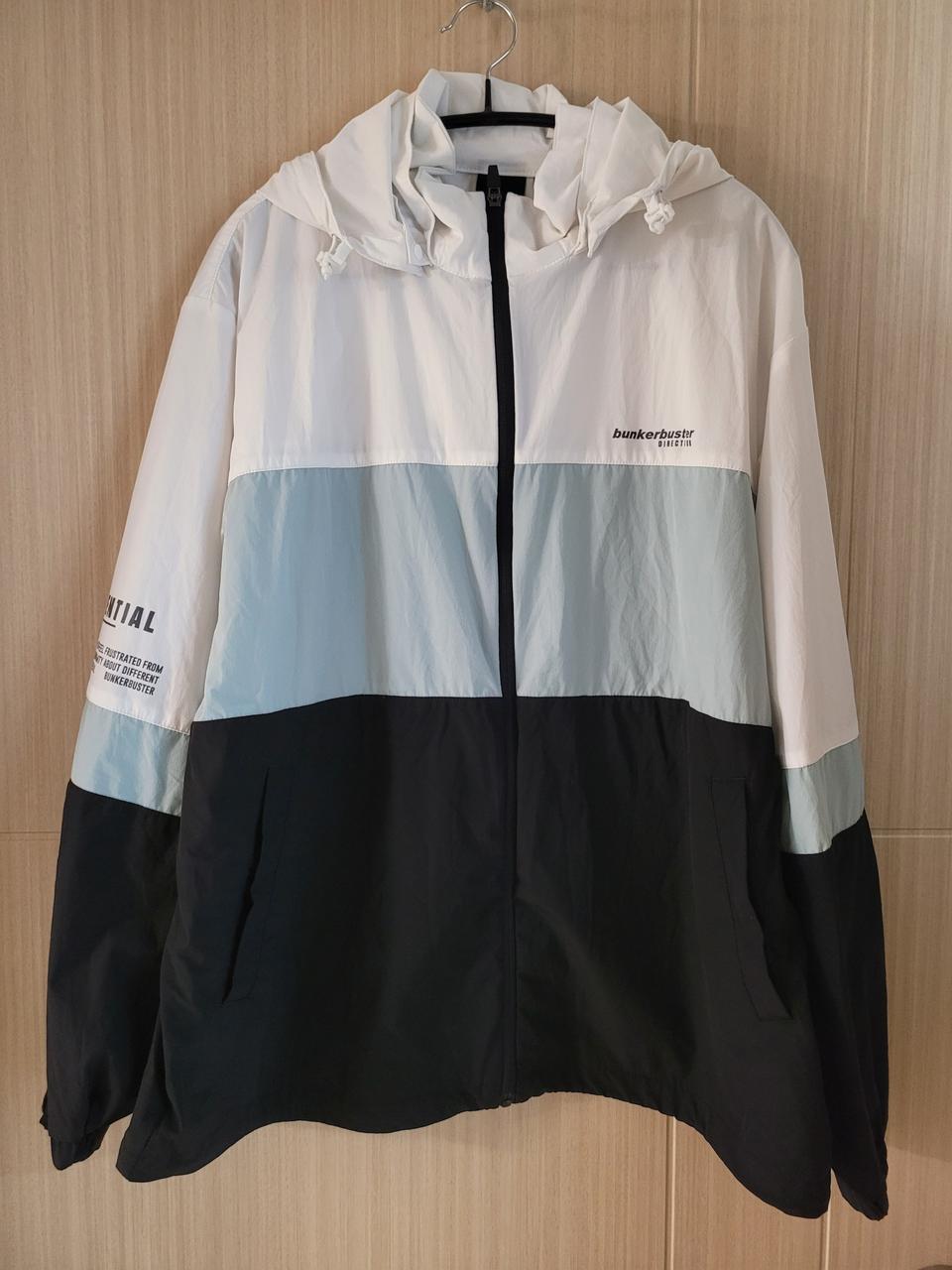 벙커버스터 윈드브레이커 집업