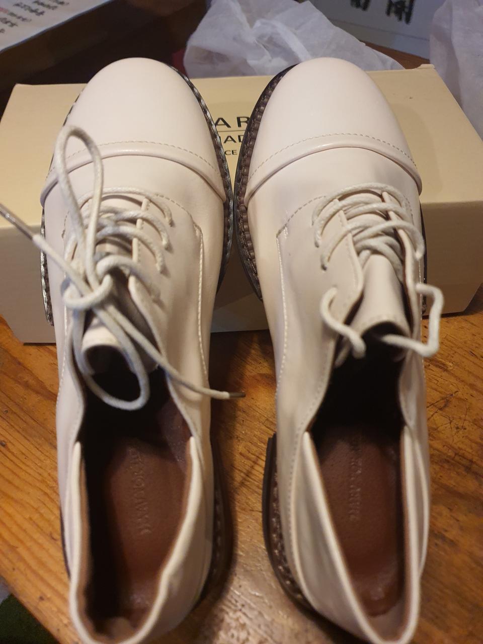 새제품여성구두235