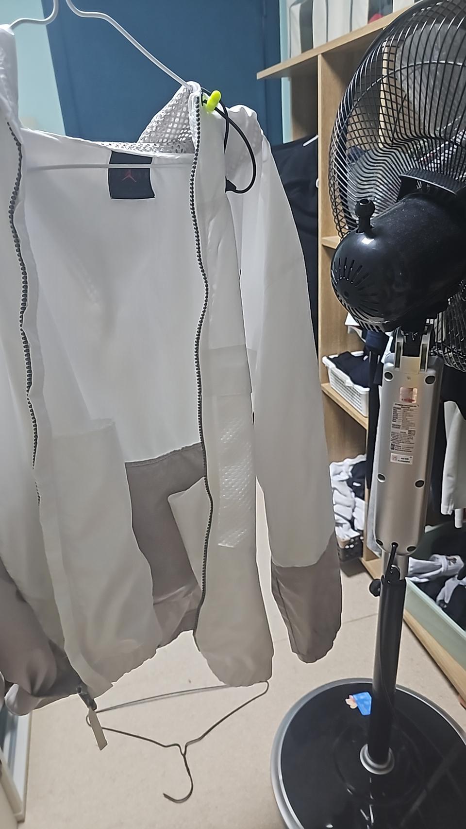 나이키조던 점프맨 바람막이