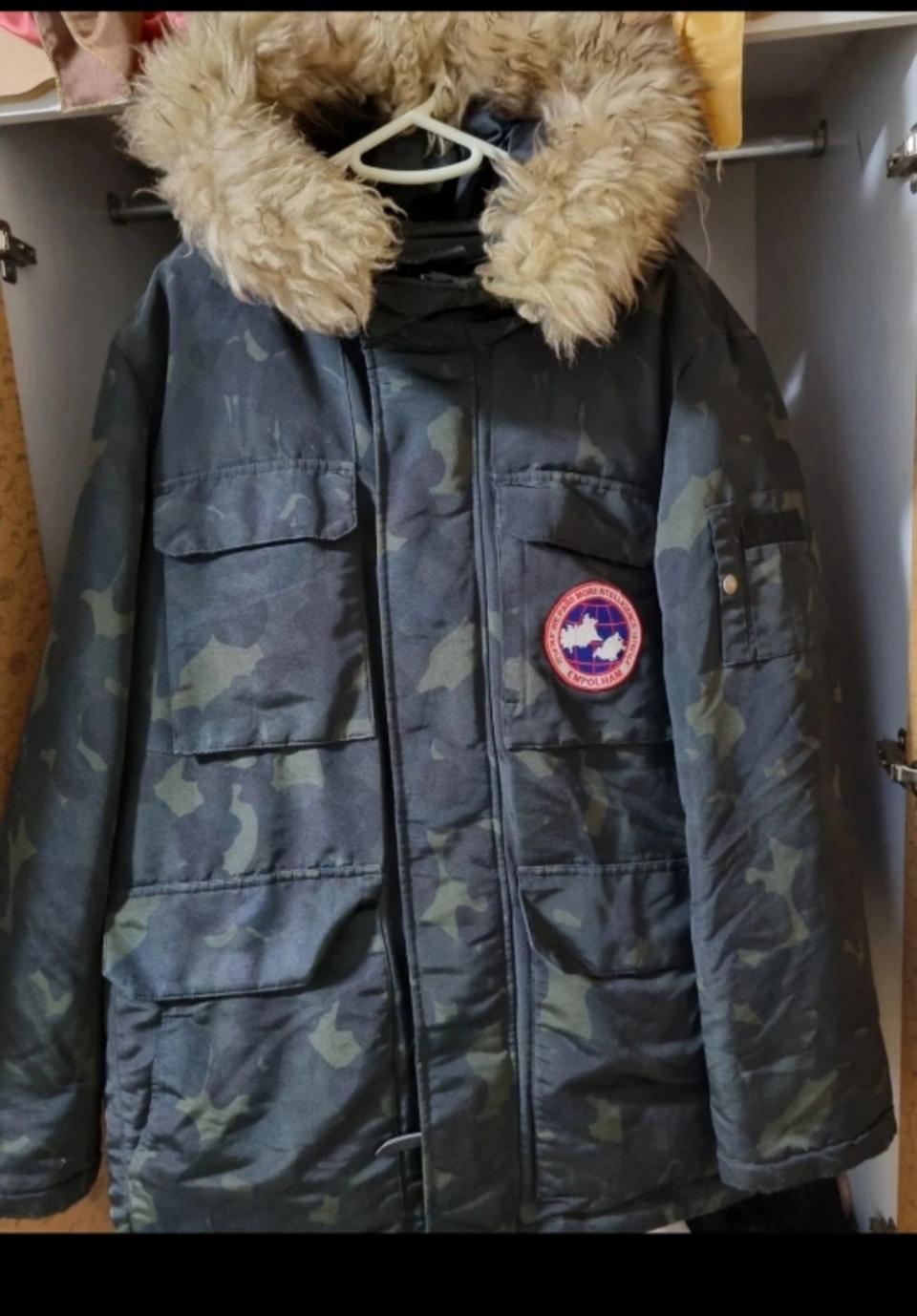 겨울 패딩입니다