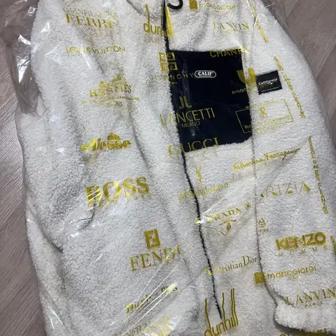 후아유 리버서블 후드 웜업