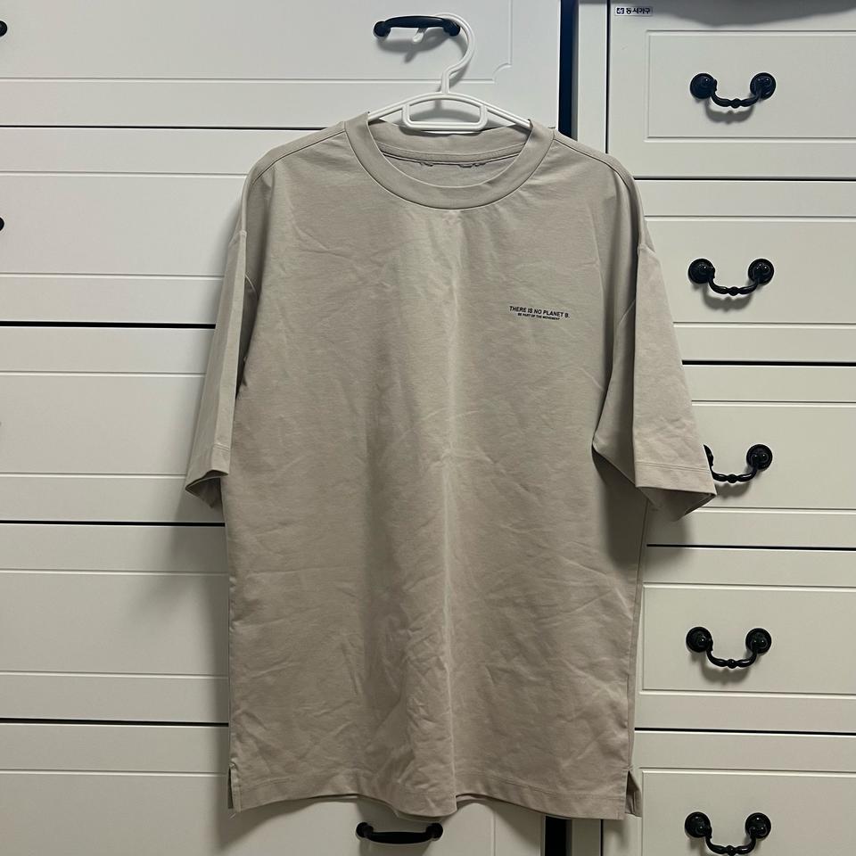 TINPB 반팔 티셔츠 베이지