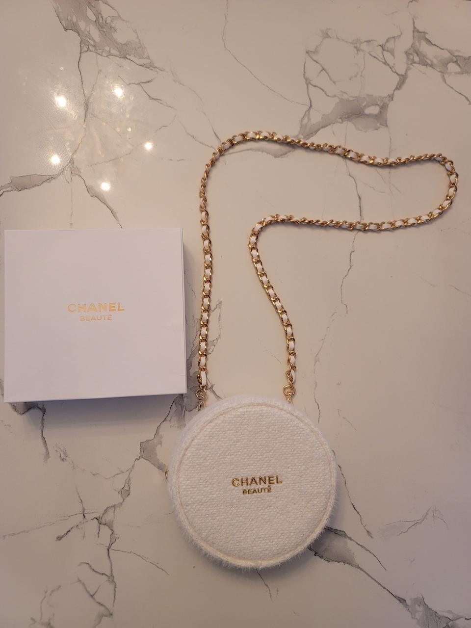 [100%정품]샤넬 홀리데이 파우치&가방