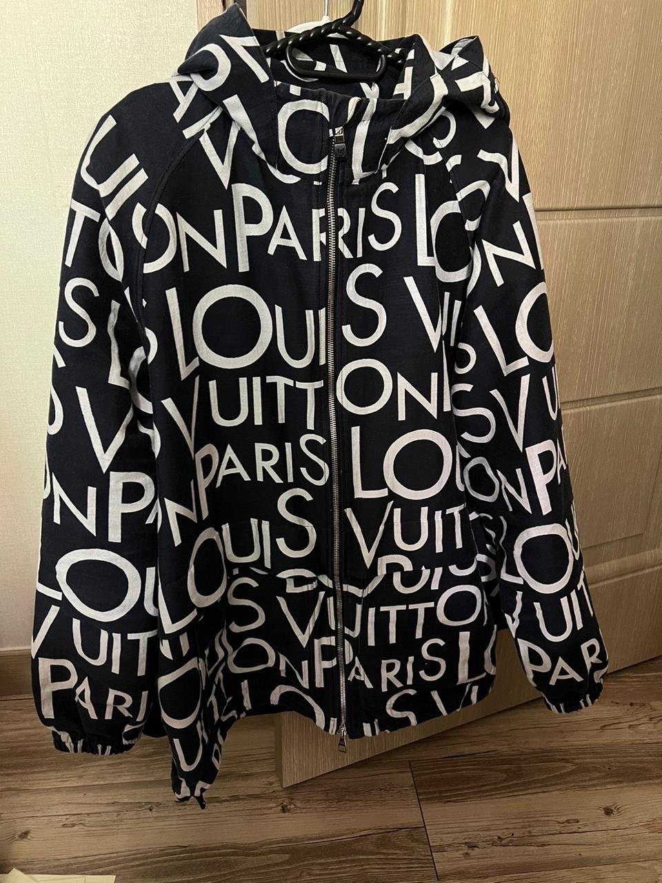 루이비통 패커블 갤럭시 후드집업