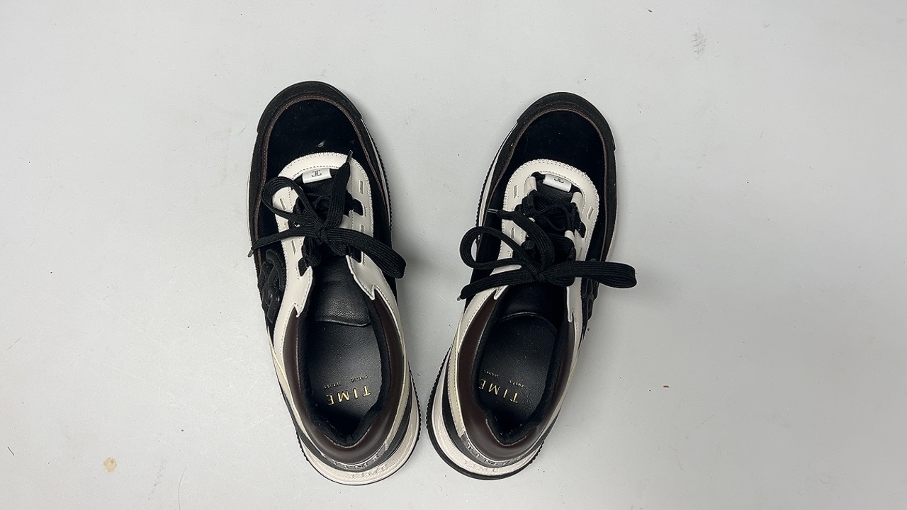 한섬 타임 여자 운동화 250 사이즈