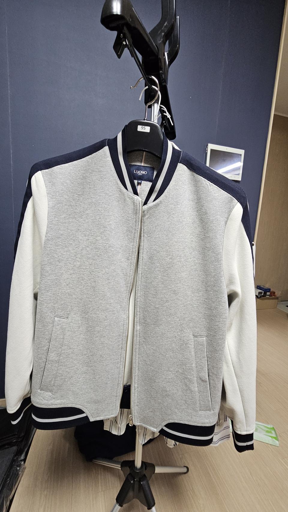 워모 스타디움 자켓