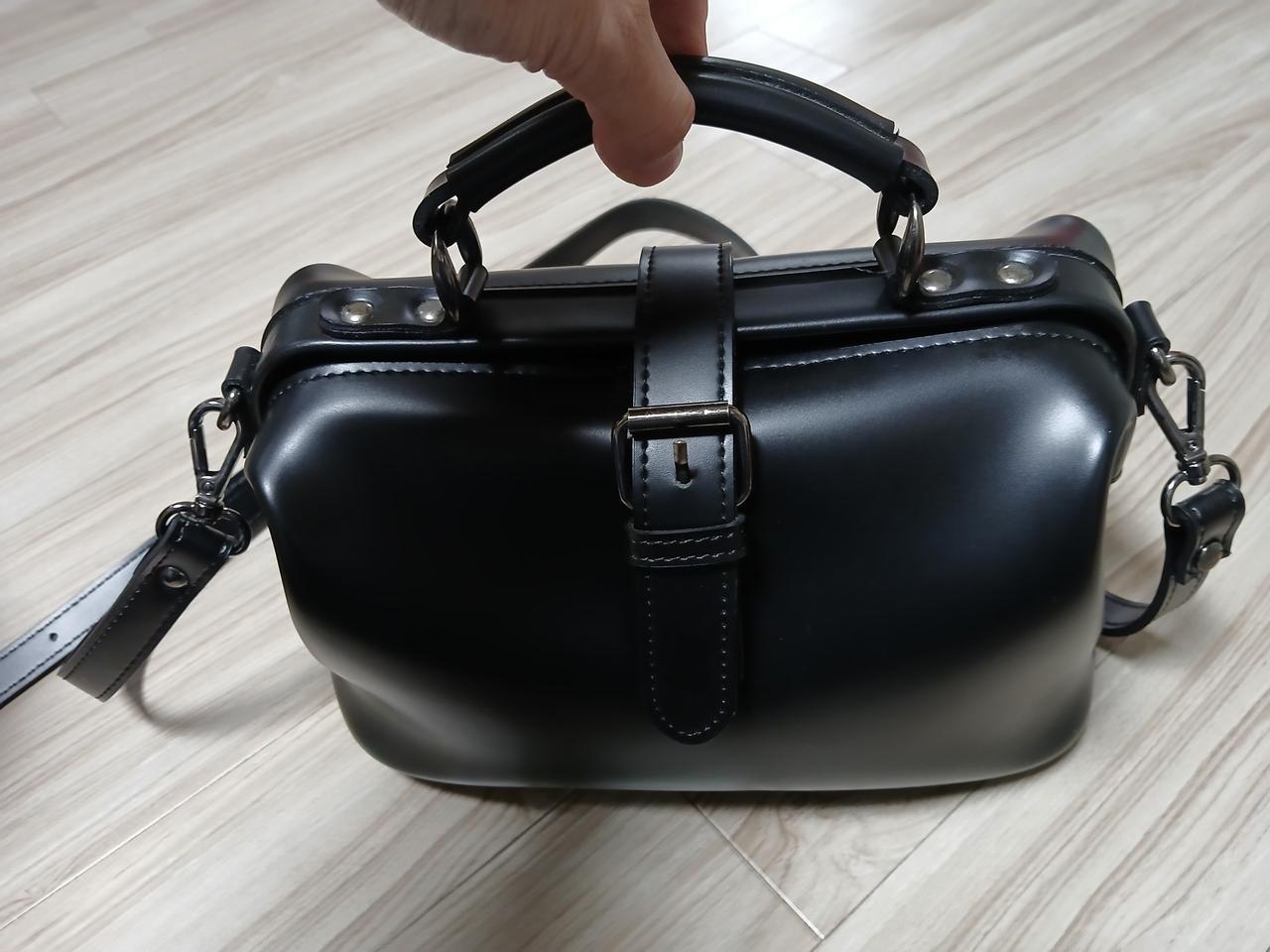 뉴트로 핫템 시크블랙 닥터백