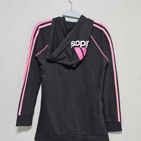 아디다스 핑크삼선 블랙 후드집업 유이브베이비베어stc어항솜이코진리