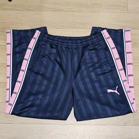 퓨마 핑크로고 네이비 트레이닝바지 츄바 유이브베이비베어stc어항솜이코진리