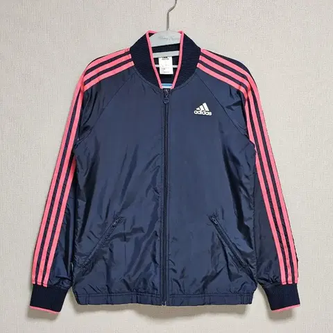 아디다스 핑크삼선 네이비 집업 점퍼 유이브베이비베어stc어항솜이코진리