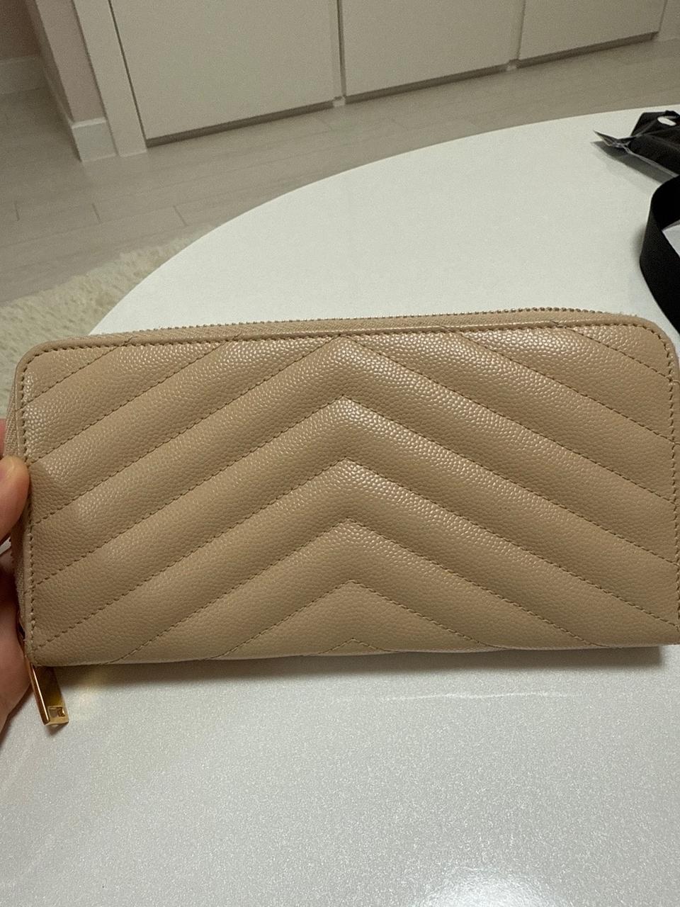 입생로랑 장지갑