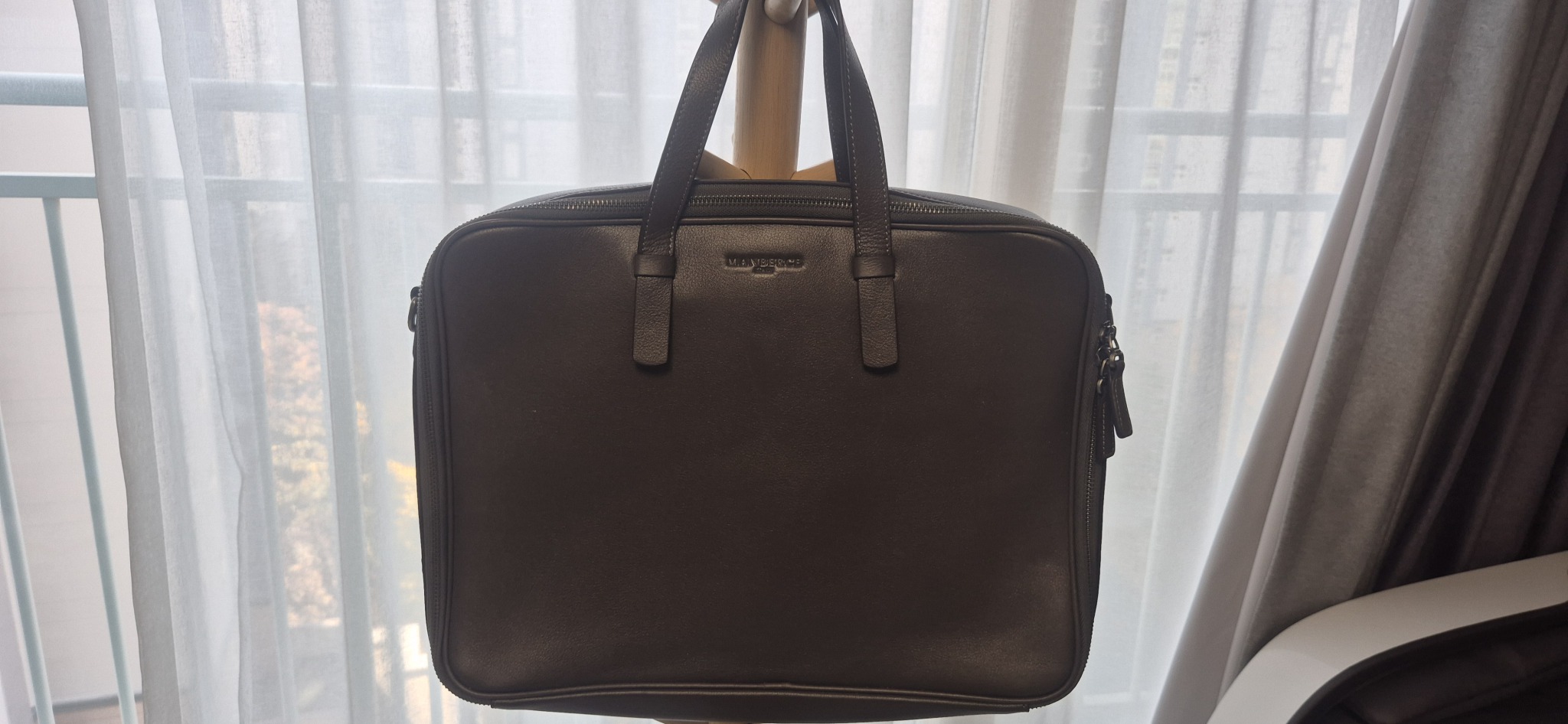 망베르스 가죽서류가방 팝니다