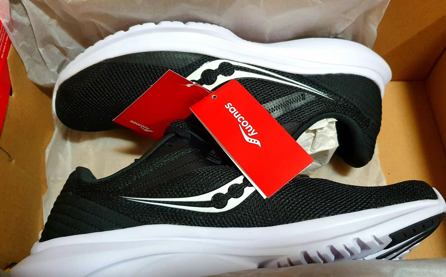 (새상품) 써코니 입문용 런닝화 판매합니다