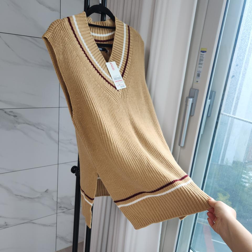 새상품 스파오 니트베스트 S