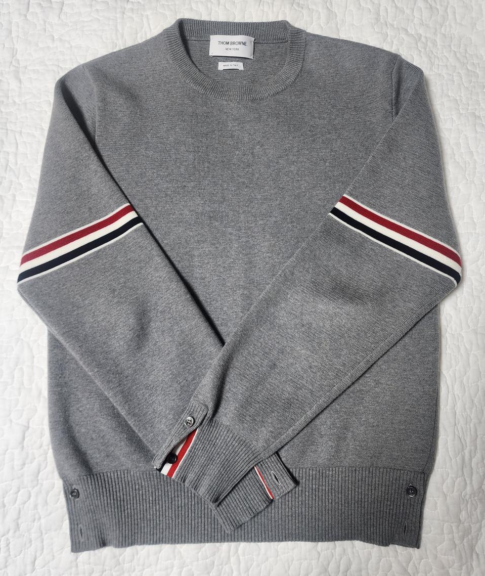 톰브라운 밀라노스티치 암밴드 니트 새상품