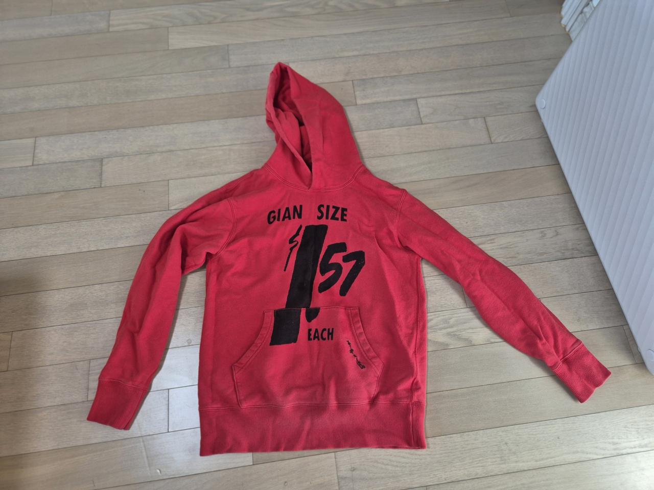 유니클로 UT SPRZ NY 콜라보 후드티셔츠