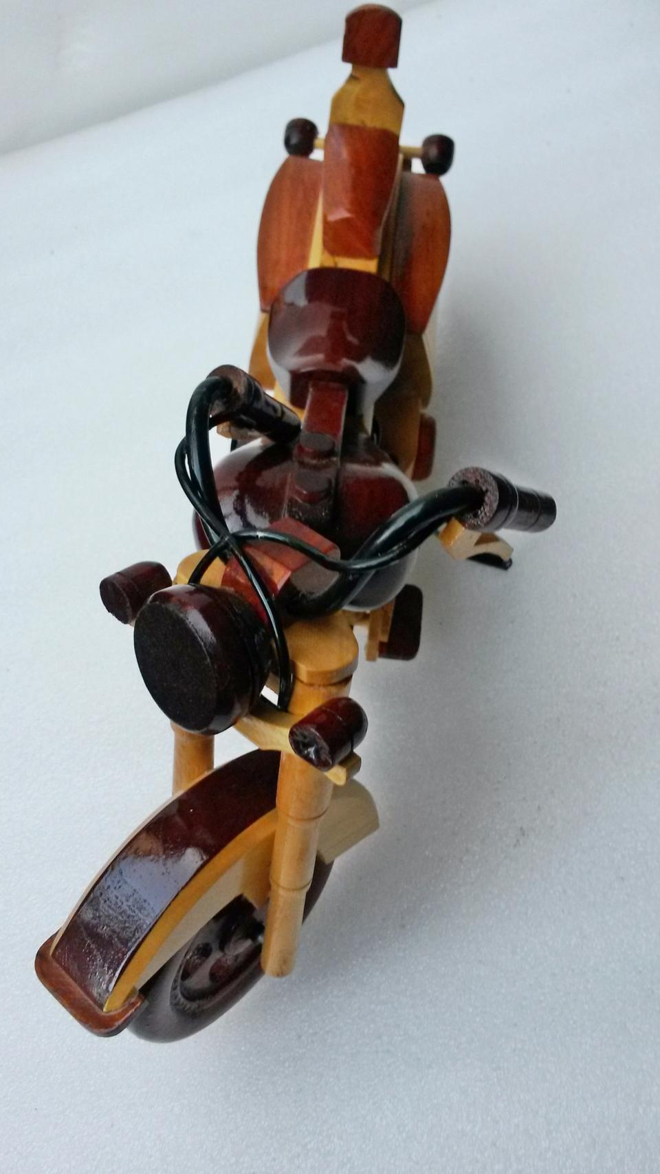 오토바이 장식품 원목제작