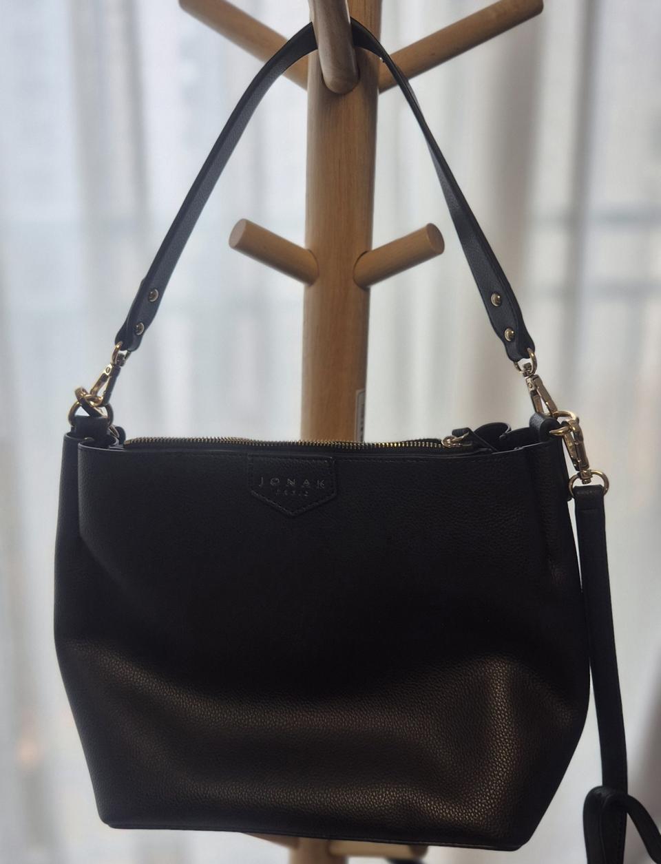 조낙 숄더 토트백팝니다